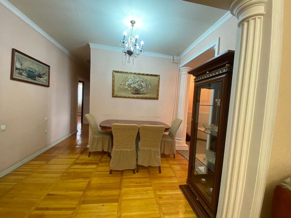 Сдаю свою 3-ком. квартиру у Метро Айбек. Angel’s Food.