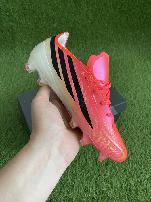 Ghete fotbal F50 Elite World Cup