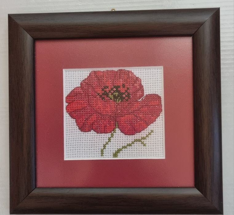 Гоблени- ръчно ушити и рамкирани