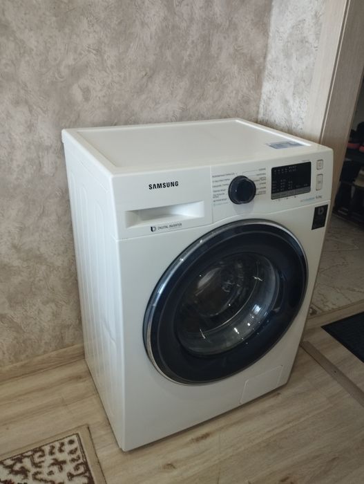 Срочно продаю стиральную машинку Самсунг на 8 кг за 75,000