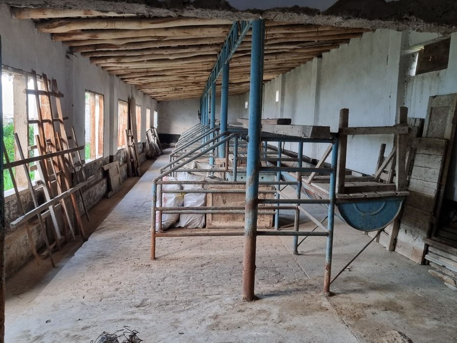 Yuqori Chirchiq Yangi O'zbekiston hududi 2 ta uchastka 1 ta katta hol