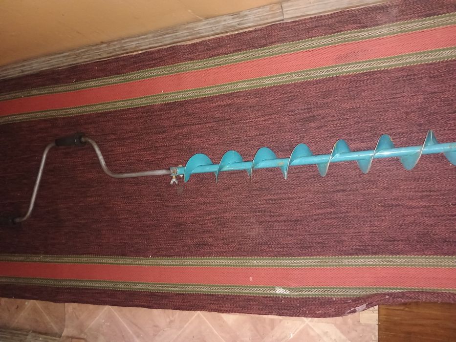 Продам бур  100 бу