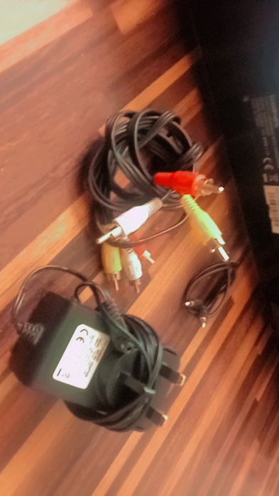 URGENT : Boxă cu bass