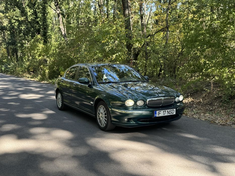 Jaguar X-Type