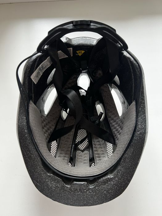 Шлем велосипедный детский Giant Liv