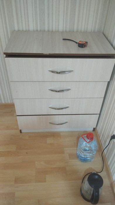 Ванна шкапа тумбочка продатю