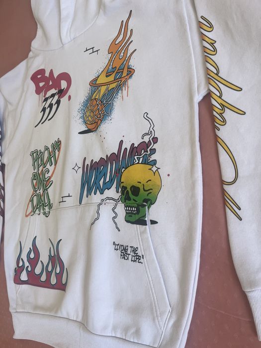 Hanorac alb cu desene