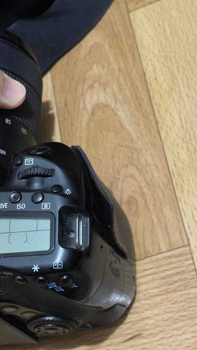 Canon 80d Фотоаппарат