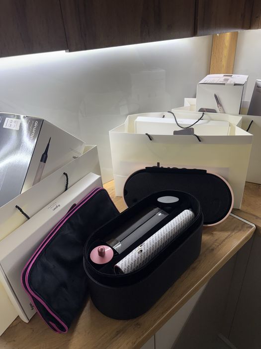 продам новый dyson id