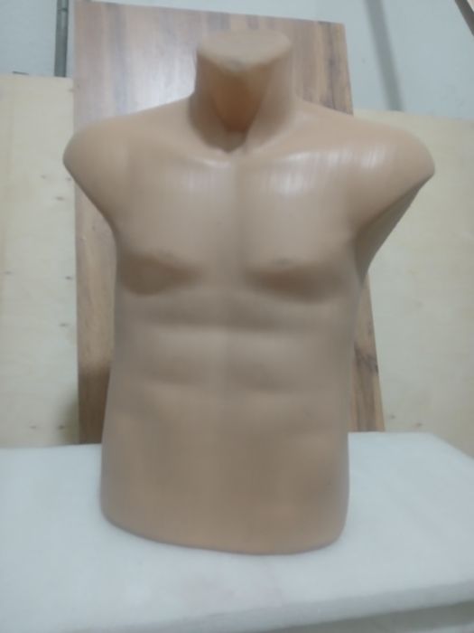 Продам маникеный