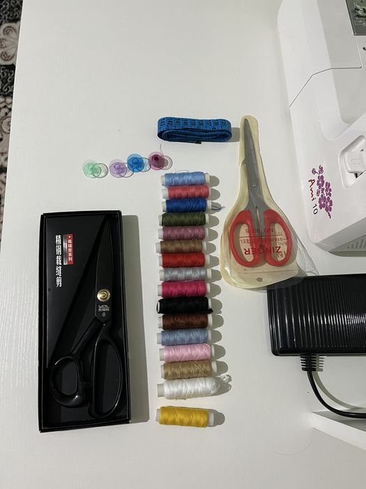 Швейная машинa, Швейная Стол