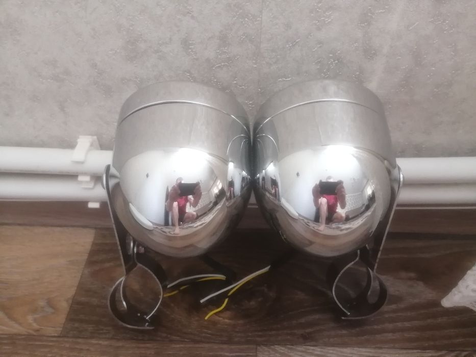 Продам фару. Хром.