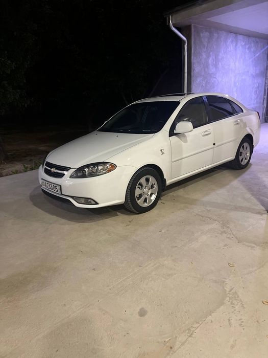 Lacetti jentra sotiladi