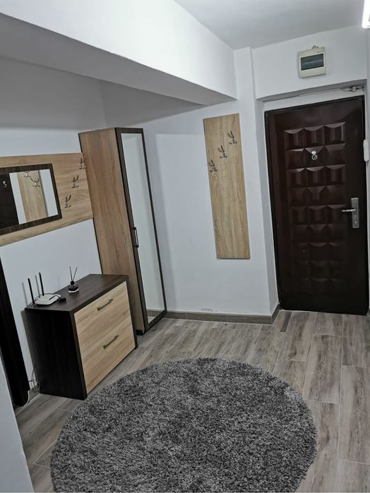 Apartament 3 camere zona centrala de ÎNCHIRIAT