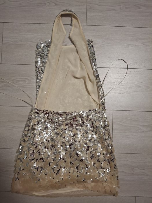 Много секси рокля Zara