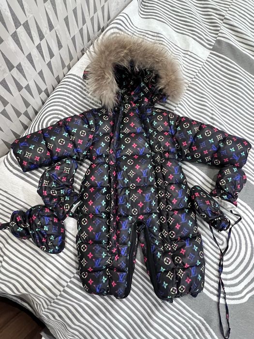 Комбинезон зимний новый!