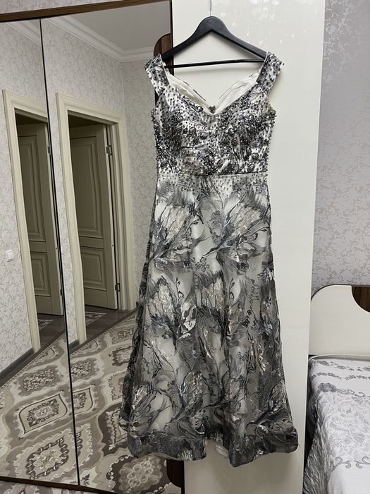 Платье на мероприятие