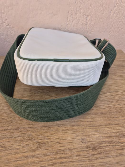 Lacoste  чанта през рамото