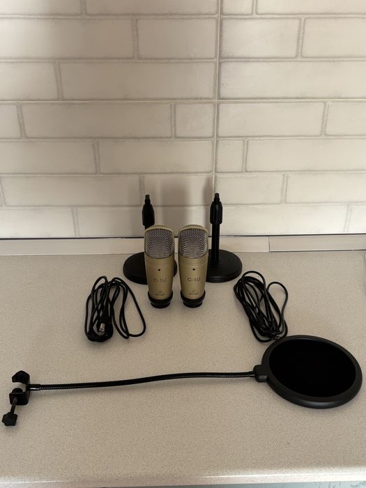 USB микрофон Behringer