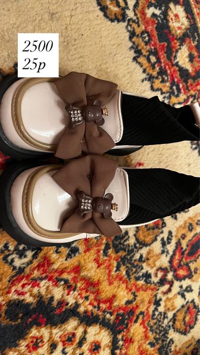 Детская обувь на девочку