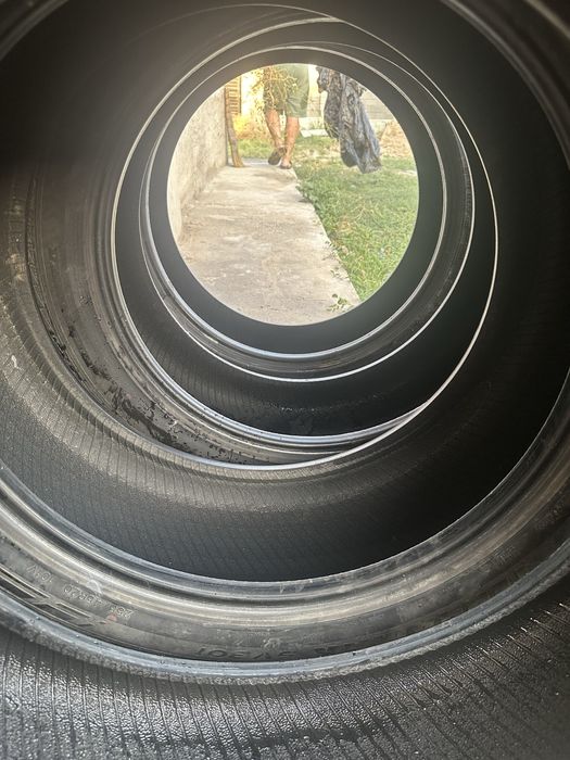 Продам резину летнюю 255/45/r20