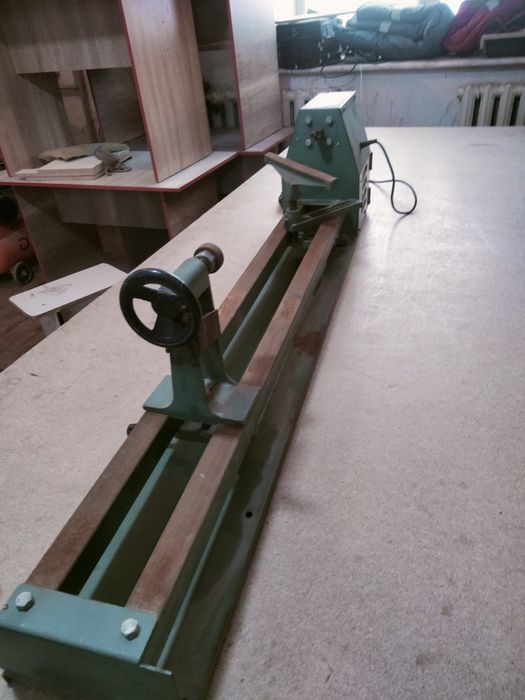 Токарный станок по дереву