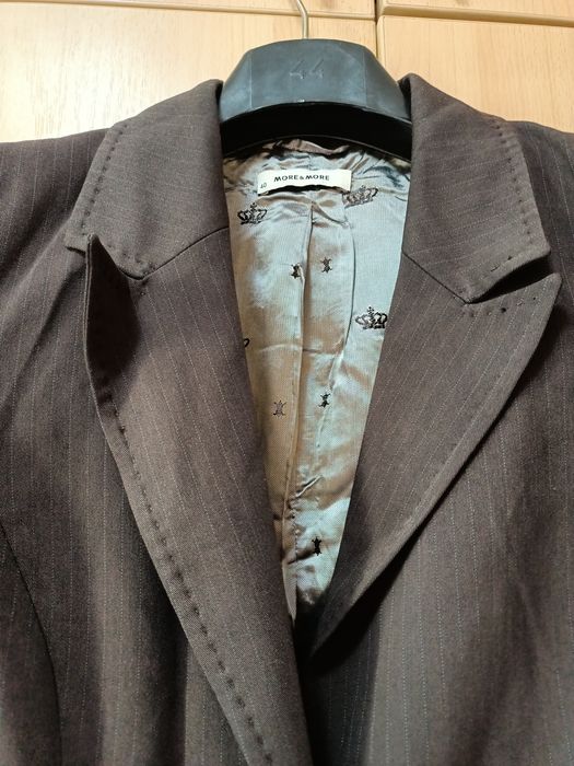 Taior lung dama nou ( blazer ) ,  marimea 40, calitate deosebita