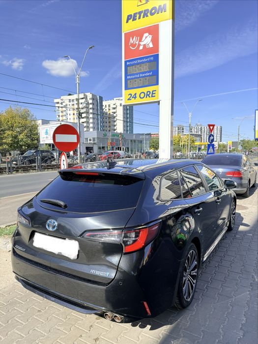 TOYOTA Corolla 2022 — imagine 3