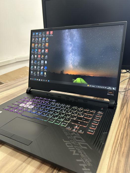 Продам ASUS ROG Strix мощный ноутбук