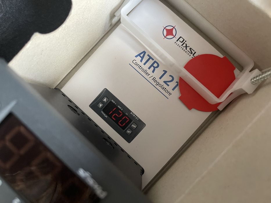 Controler PID ATR121 Pixsys