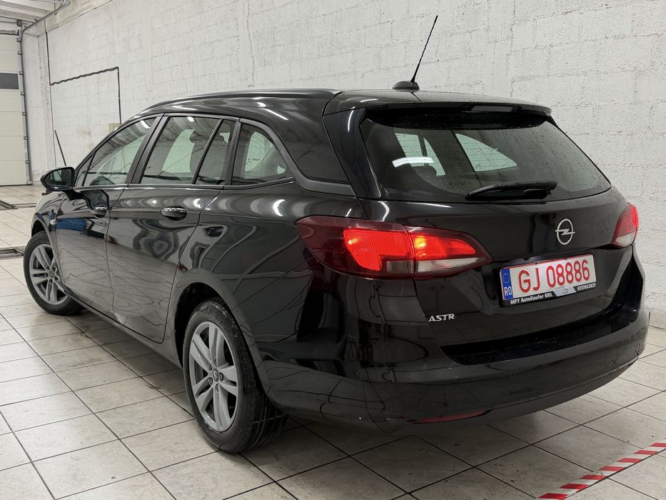 OPEL Astra 2021 — imagine 4