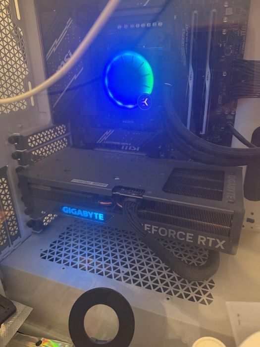 Placa video GForce 4070 TI