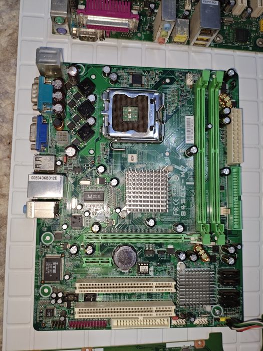 Продам компьютерные комплектующие: