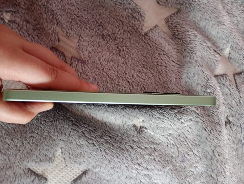 Продам телефон Redmi note 13