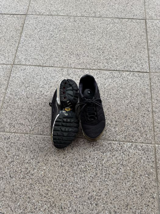 Adidasi nike marimea 36