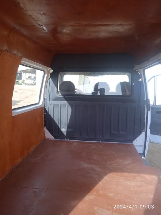 Yili 1995 yoqigi dizil