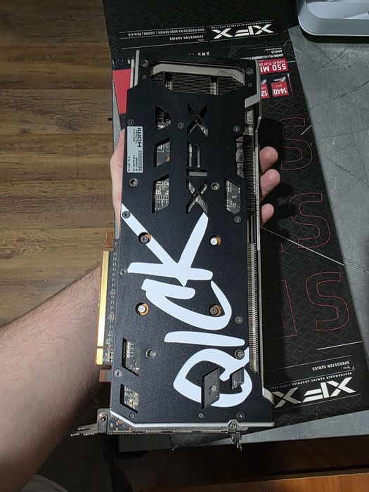 AMD Radeon RX6700XT Qick 319
