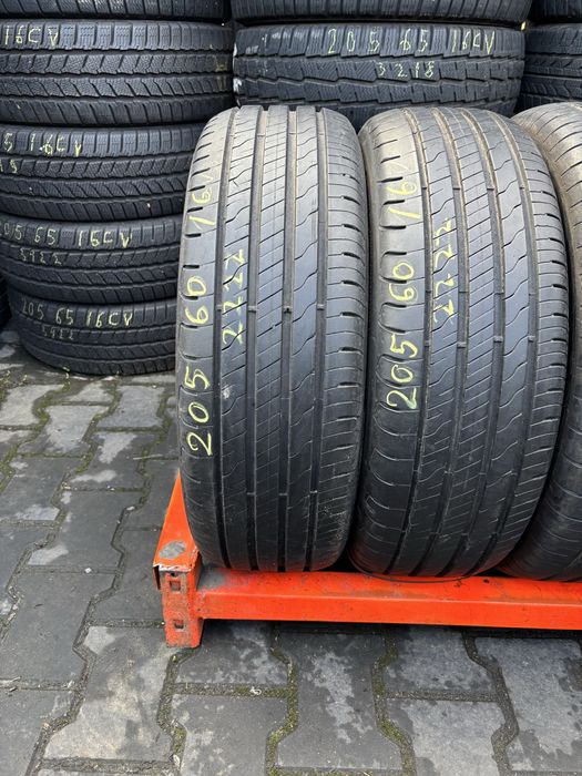 Anvelope Vara 205/60/16 GoodYear EfficientGrip Performance 205 60 16 R16