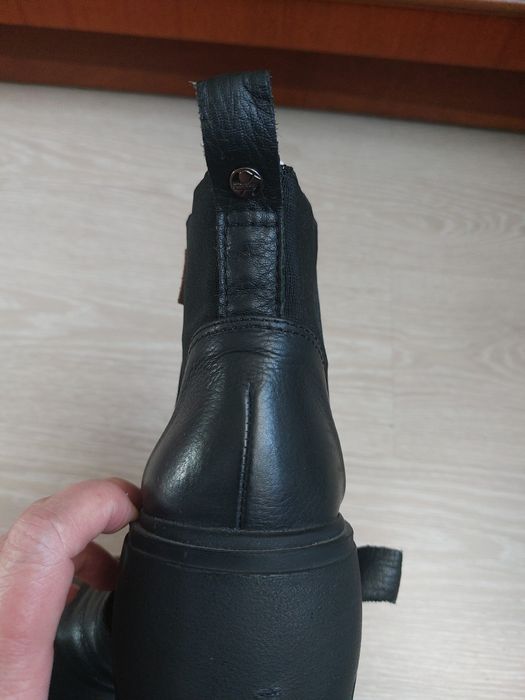 Ботильоны женские.