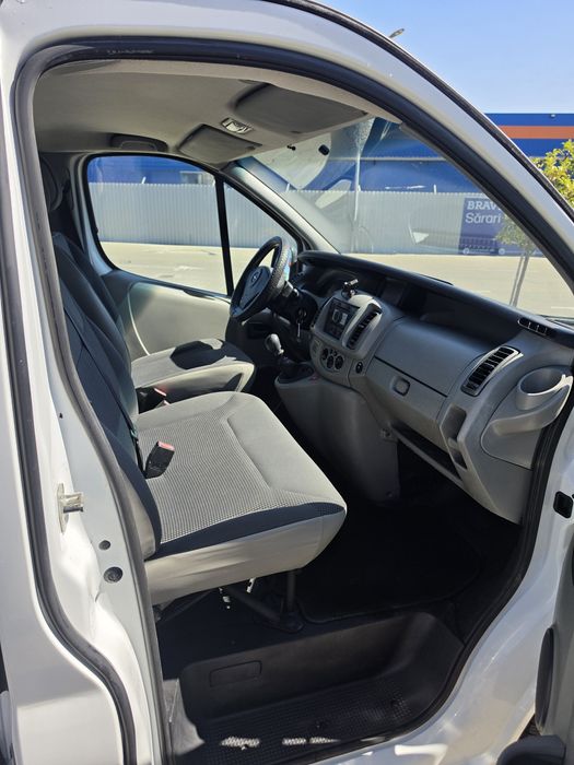 OPEL Vivaro 2010 — imagine 5