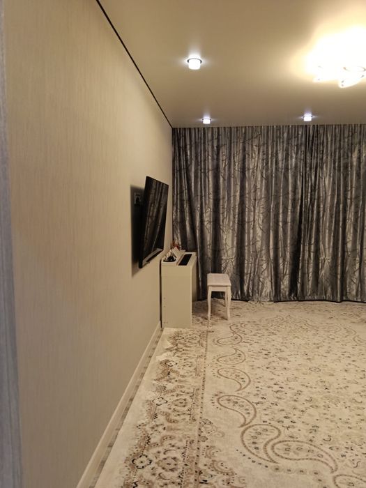 Продам 2 ком кв 76 м2 в районе Циалковского