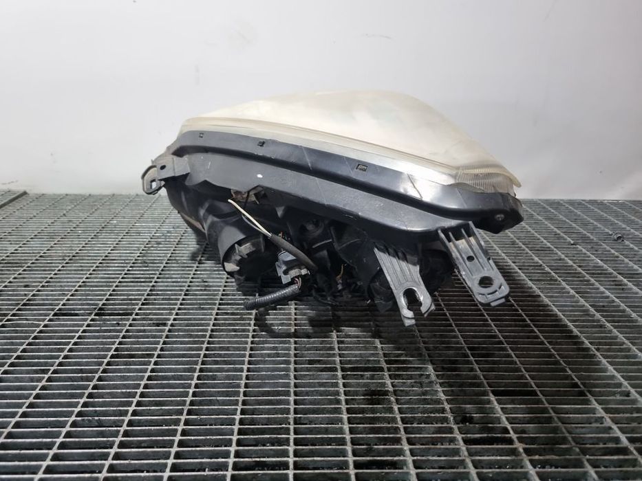 Far Dreapta Renault Koleos 2008 - 2011 SUV 4 Usi (1493) Xenon