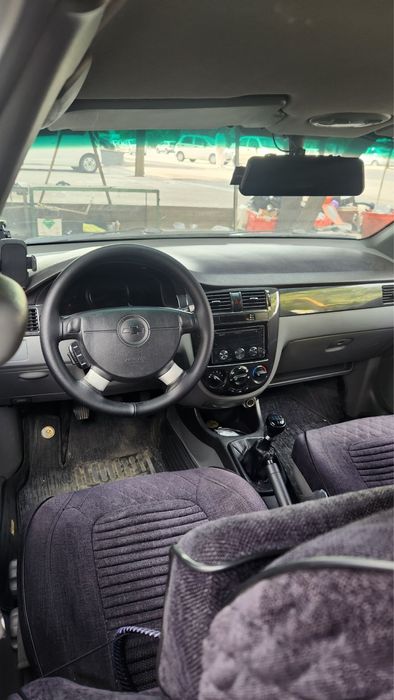 Lacetti 1.8 srochna SOTILADI