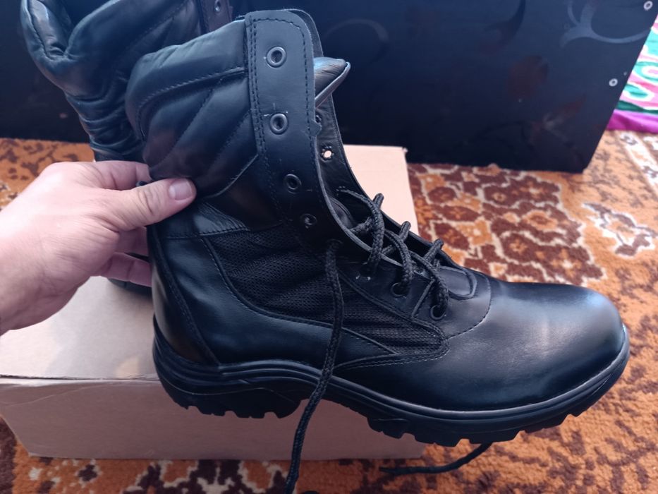 Продаётся берцы спецвазовские