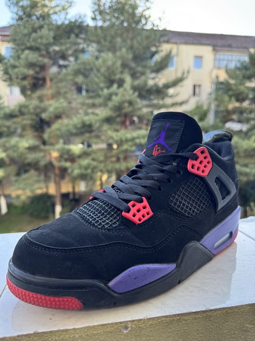 Jordan 4 Raptor , secon hand (au fost purtați de două ori)