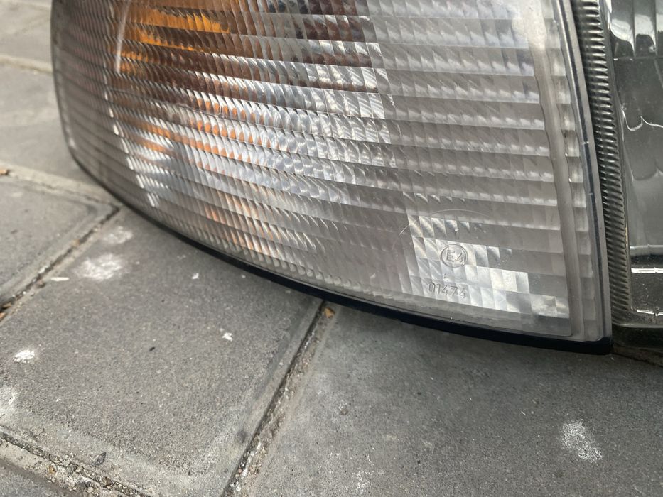 Фары в комплекте с поворотниками