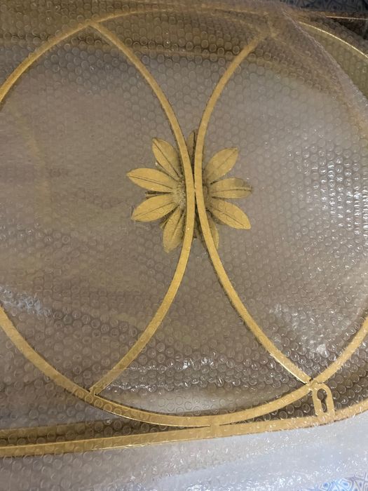 Етажерка  за лакове