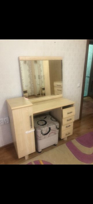 Продам спальний гарнитур