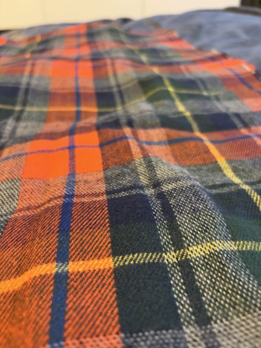 fular Gap carouri verde rosu bleumarin in stare foarte buna