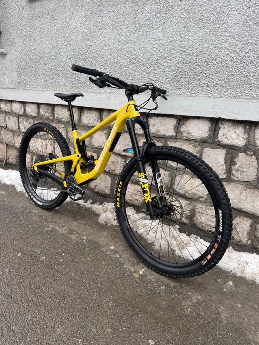 Vând full suspension Santa Cruz Megatower C 29” carbon